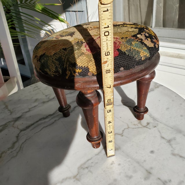 Late 19th Century Victorian Needlepoint Ladies' Foot Stool With Tuned Wooden Legs For Sale - Image 9 of 15