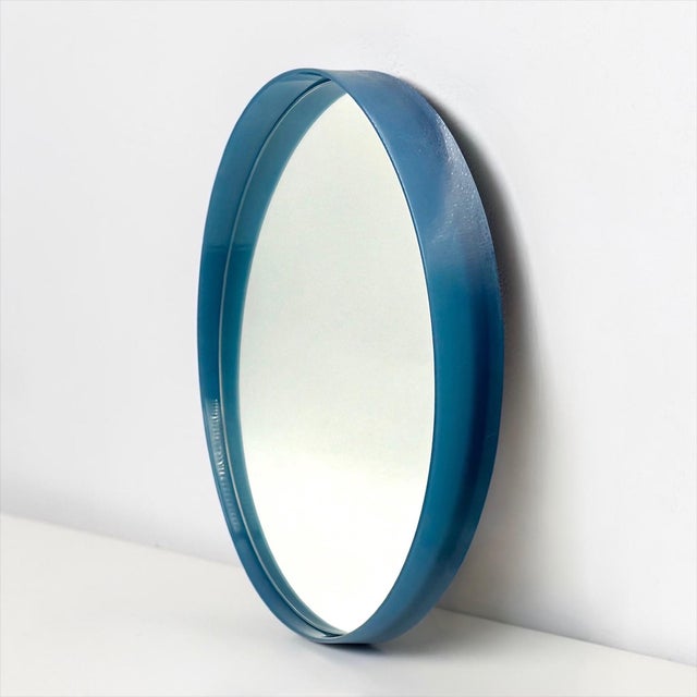 French Space Age Mirror in Acrylic by Syla, 1970s For Sale - Image 4 of 12