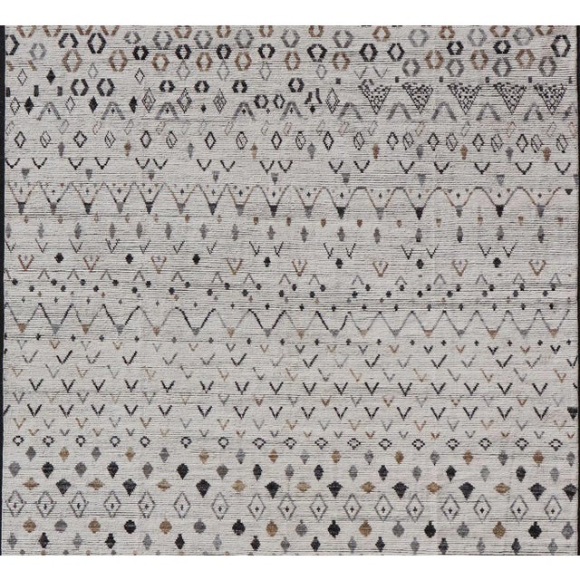 Tribal Keivan Woven Arts Modern Moroccan Rug in Neutral Tones With Subdued Design With Pops of Charcoal For Sale - Image 3 of 12