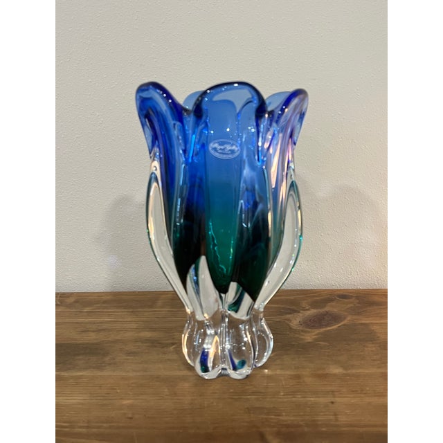 Royal Gallery Cobalt & Emerald Art Glass Tulip Vase, Poland 1999 For Sale - Image 11 of 11