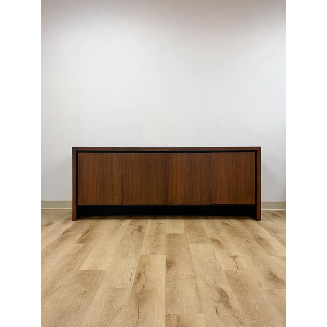 This vintage Dillingham mid century modern credenza is a long, low and beautifully proportioned storage piece with the...