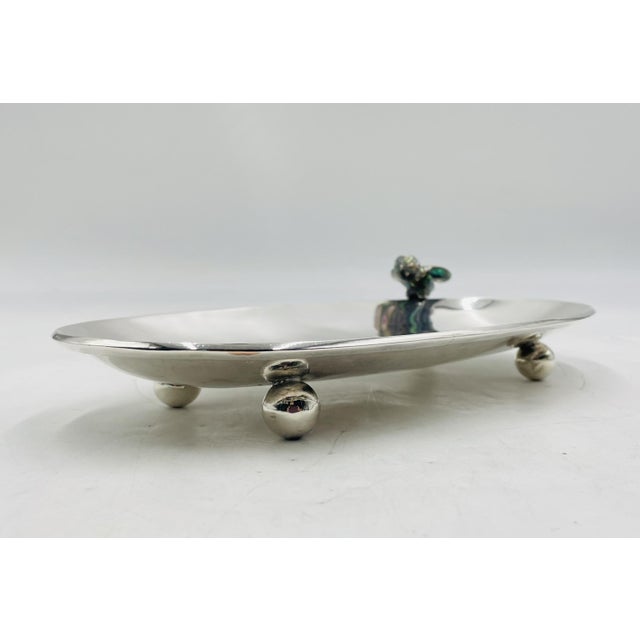 Mexican Vintage Footed Tray With Abalone Bird by Los Castillo, Mexican Modernism For Sale - Image 3 of 18