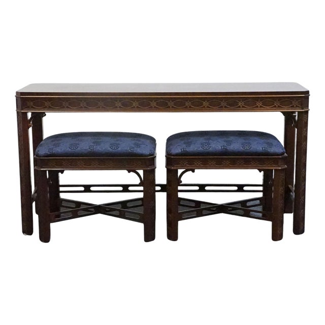 Hickory Chair Banded Mahogany Traditional Chippendale 51" Accent Sofa Table W. Two Benches 150-10 For Sale