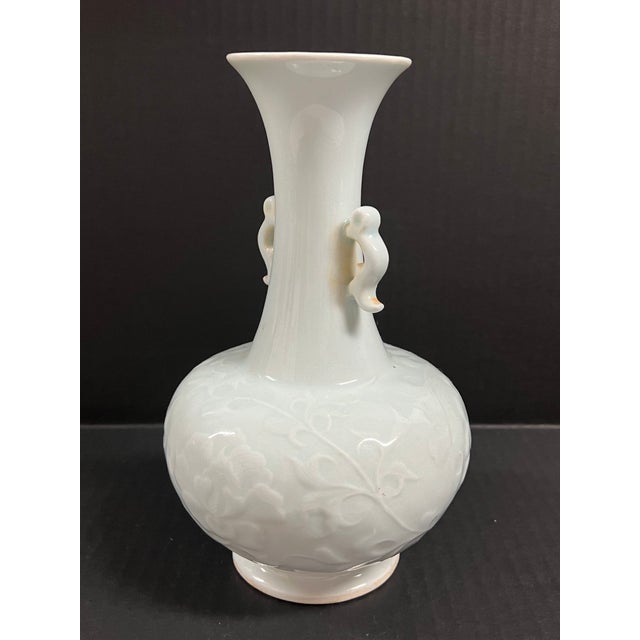 Late 20th Century Late 20th Century Chinese Art Antique White Glazed Porcelain Qingbai Vase For Sale - Image 5 of 11