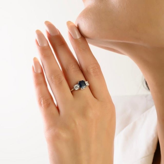 Vintage Inspired Diamond Sapphire Trilogy Ring Size 6.5 for Her in 14k Gold For Sale - Image 4 of 14