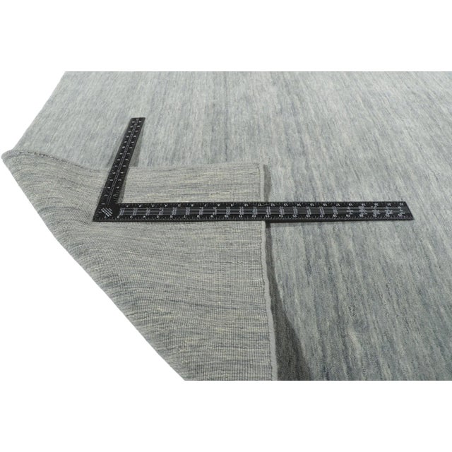 Early 21st Century Gray Area Rug With Modern Style - 09'00 X 11'11 For Sale - Image 5 of 9
