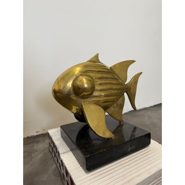 Mid-Century Modern E Ferreira Netto Polished Bronze Fish Sculpture on Black Granite Base, 1985 For Sale - Image 3 of 17
