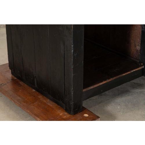 English Monumental Ebonised Pine Worktable, 1900s For Sale - Image 10 of 14