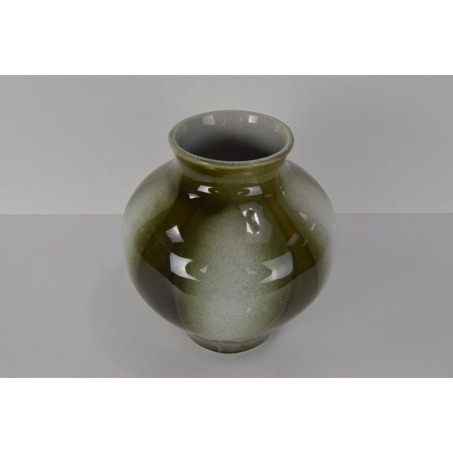 Mid-Century CID Vase attributed to Ditmar Urbach, 1975 For Sale - Image 4 of 13