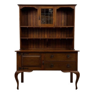Early 20th Century English Arts & Crafts Oak Dresser For Sale