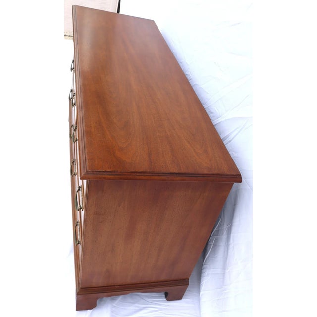 Wood 1970's Vintage Henredon Georgian-Style Mahogany Six-Drawer Dresser For Sale - Image 7 of 12