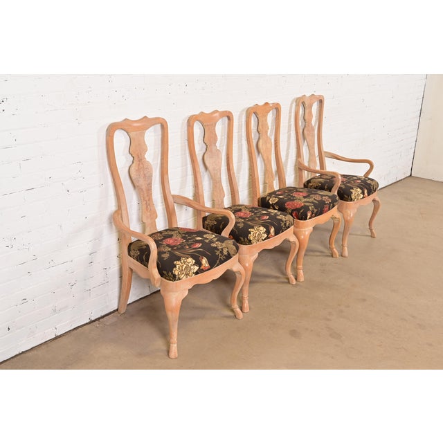 Drexel Heritage Drexel Heritage Queen Anne Carved Oak and Burl Wood Dining Chairs, Set of Four For Sale - Image 4 of 10