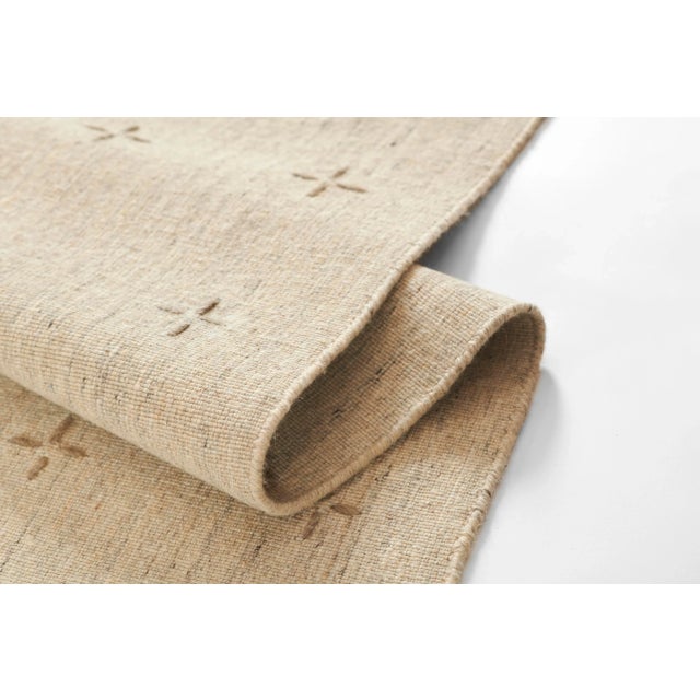 Momeni Oliver Natural Hand Loomed Area Rug 9' X 12' For Sale - Image 9 of 9