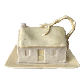 1980s Belleek Irish Cottage Covered Butter Dish 7th Gold/Brown Mark For Sale