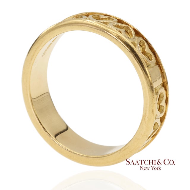 Tiffany and Co. Vintage Tiffany & Co. 18k 750 Solid Yellow Gold Heart Shape Band Ring, Size 5 For Sale - Image 4 of 11