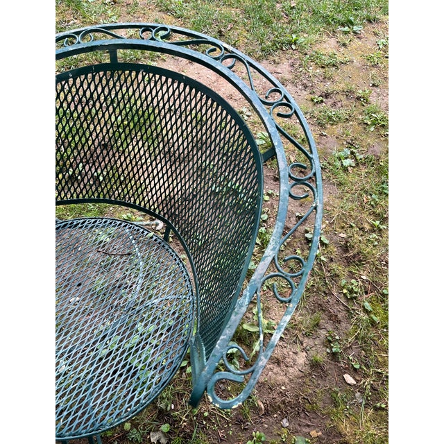 1950s Vintage Woodward Briarwood Style Green Wrought Iron Mesh Table and 4 Barrel Chairs For Sale - Image 5 of 5