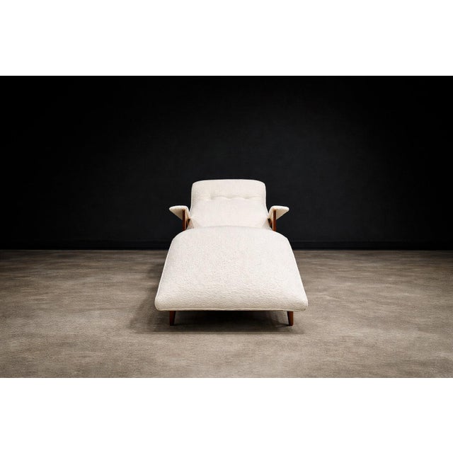 Wood Sculptural Chaise Lounge in Solid Hardwood & Bouclé, Brazilian Modern, 1950s For Sale - Image 7 of 17