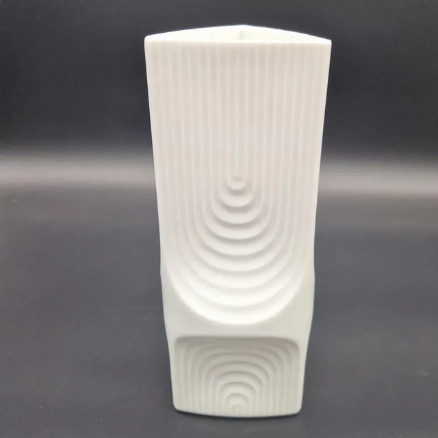 Ceramic Porcelain Op-Art Vase from Ak Kaiser, 1950s For Sale - Image 7 of 8
