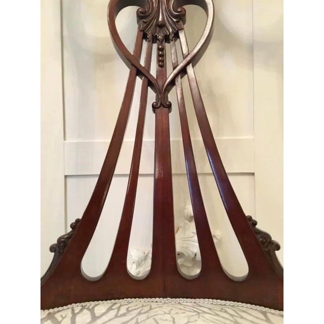 Antique 19th-Century Victorian Mahogany Inlaid Armchair For Sale - Image 3 of 12