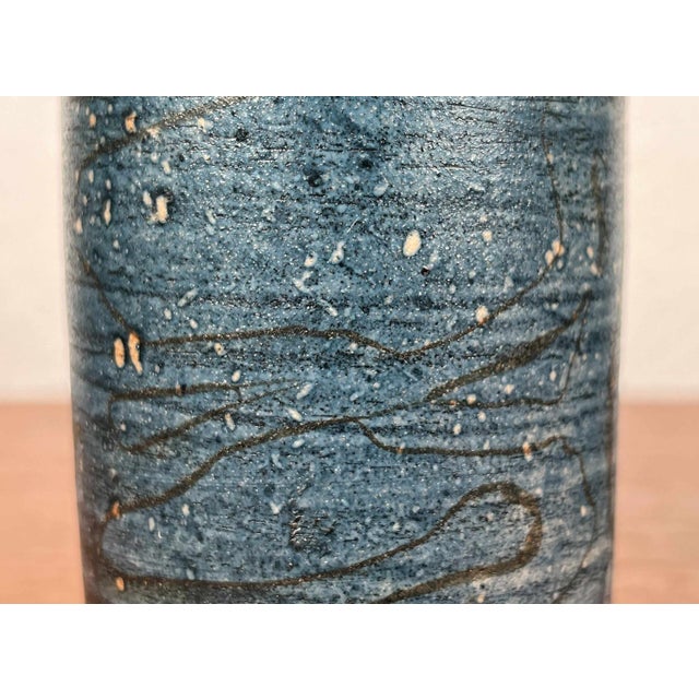 Vintage Brutalist German Studio Pottery Bowl and Mugs by Gerhard Liebenthron, 1984, Set of 3 For Sale - Image 6 of 18