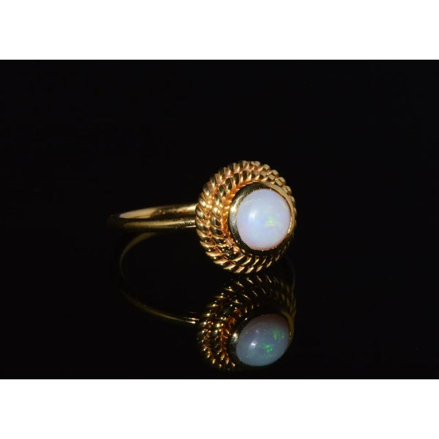 Contemporary Certified Natural 1.18Cts Cabochon Opal 750 18K Solid Gold Bezel Filigree Stacking Ring, size 6.25 For Sale - Image 3 of 10
