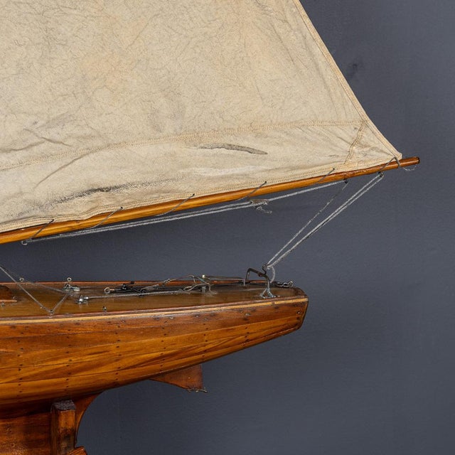 Vintage 20th Century Large English Sloop Pond Yacht, 1940s For Sale - Image 12 of 18