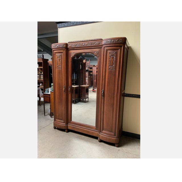 Vintage Art Deco Wardrobe in Walnut, 1930 For Sale - Image 9 of 10