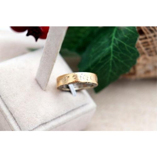 Gold Wedding Ring in Two-Tone Gold with Calibrated Quartz For Sale - Image 8 of 8