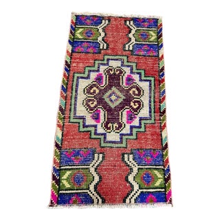 Turkish Yastik Rug 1'7" x 2'11" For Sale