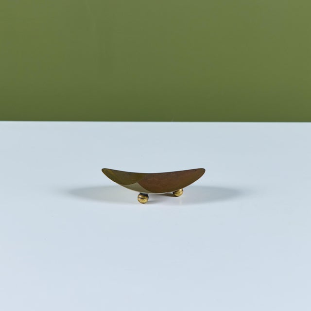 Metales Casado Mexican Brass and Copper Dish For Sale - Image 9 of 15