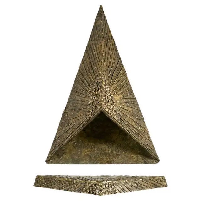 Adrian Pearsall, Sculptural Faux Fireplace in Resin, US, circa 1970 Piece: Sculptural Faux Fireplace Designer/Creator:...