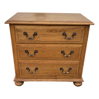 Vintage Ethan Allen 3-Drawer Solid Oak Accent Chest or Nightstand For Sale