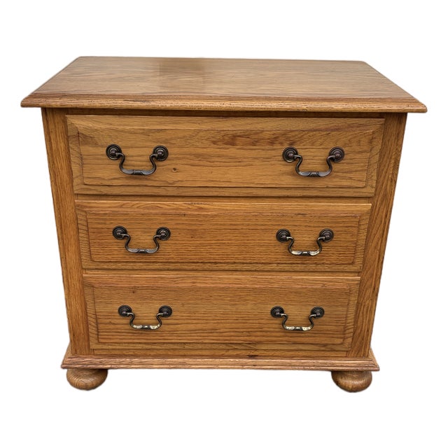 Vintage Ethan Allen 3-Drawer Solid Oak Accent Chest or Nightstand For Sale