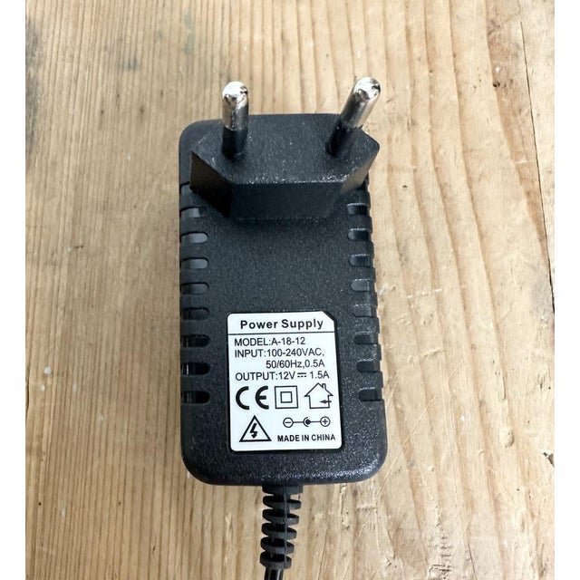 Vintage Illuminated Letter N, 1970s For Sale - Image 12 of 17