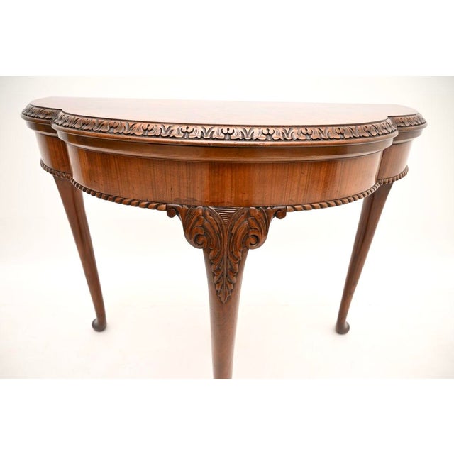 Vintage Queen Anne Style Burr Walnut Console Table, 1920 For Sale - Image 10 of 11