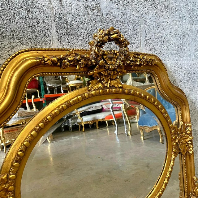 Baroque Style Vintage Gold Wall Mirror For Sale In Miami - Image 6 of 7