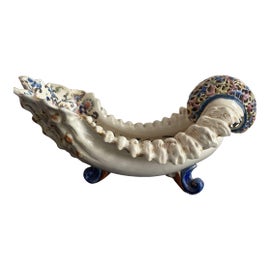 Example of Louis XIV Decorative Bowls