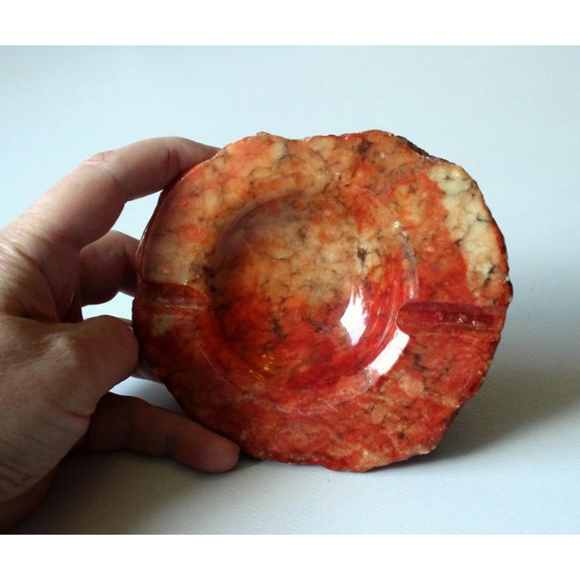 1970s Handcarved Italian Alabaster Ashtray, Vintage From the 1970s For Sale - Image 5 of 6