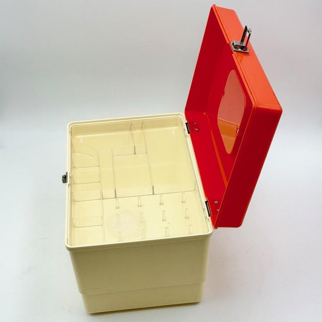 Plastic Curver Sewing Box Organizer in Beige and Orange Plastic, Netherlands. 1970s For Sale - Image 7 of 14