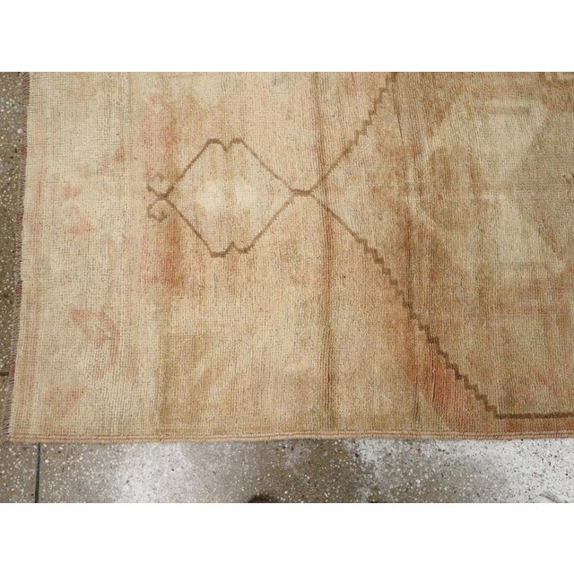 Textile Galerie Shabab Collection Mid-20th Century Turkish Anatolian Runner For Sale - Image 7 of 10