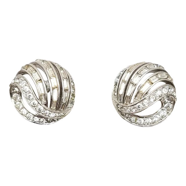 Vintage Late 1950s Signed Boucher Round Rhodium Plated Baguette & Round Clear Rhinestone Clip Earrings - 2 Pieces For Sale