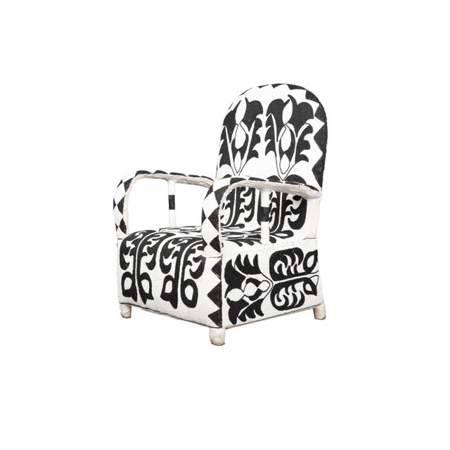 Hand-Beaded Yoruba Venus Flower Accent Chair For Sale - Image 4 of 6