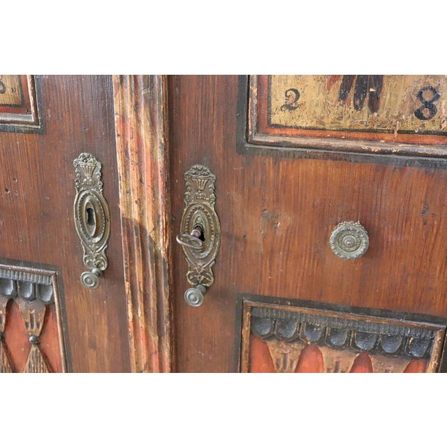 Antique Tyrolen Wardrobe in Pine, 1800s For Sale - Image 6 of 18
