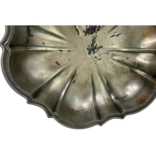 Gray Mid Century Modern Rose International Etain French Pewter Scalloped Lobed Metal Bowl, France For Sale - Image 8 of 13