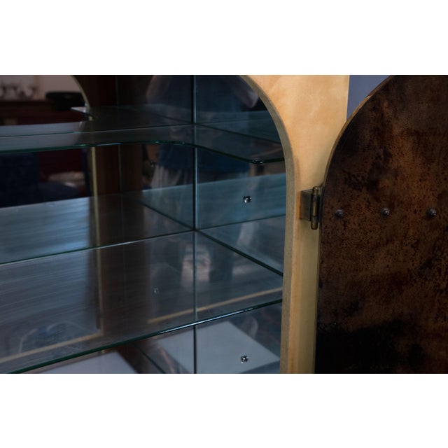 Metal Mid-Century Modern Goatskin Parchment Bar Cabinet from Aldo Tura, Italy, 1960s For Sale - Image 7 of 18