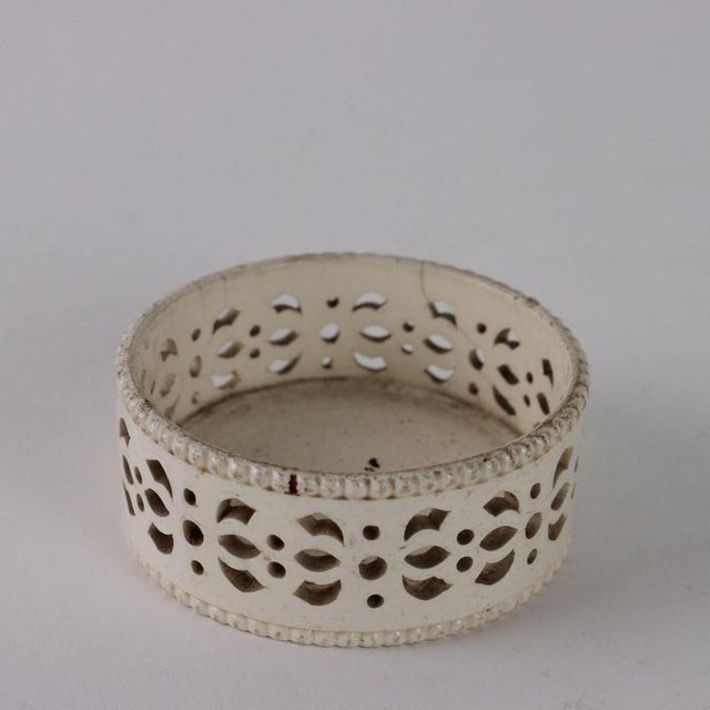 19th Century Table Set in Earthenware from Wedgwood, England, Set of 5 For Sale - Image 5 of 9