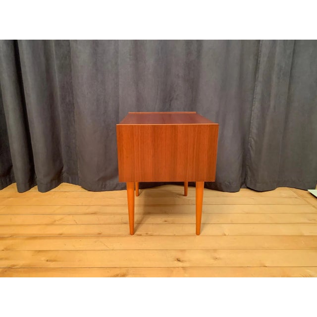 Nightstand from VEB Möbelfabrik, Germany, 1960s For Sale - Image 6 of 12