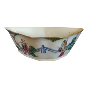 19th Century Chinese Export Rose Porcelain Bowl