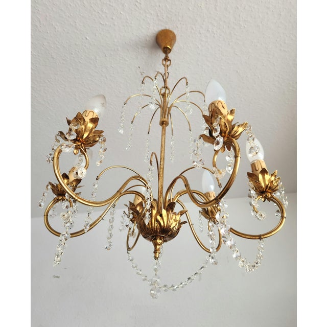 Vintage Hollywood-Regency Gold-Plated Cascade 6-Light Waterfall Chandelier with Crystal Pendants, 1960s For Sale - Image 4 of 18