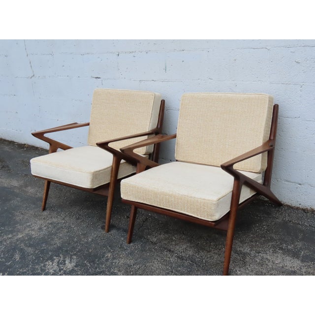 Danish Modern Poul Jensen for Selig Sculpted Z Lounge Chairs a Pair 6337 For Sale - Image 17 of 18